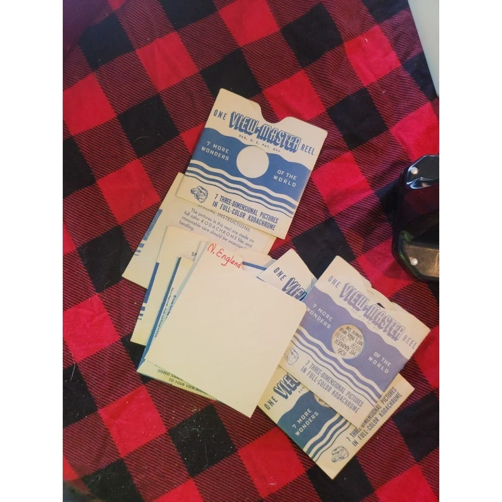 Vintage Sawyer's View-Master‎ Viewer + 42 Reel Travel Lot  Works! Booklets